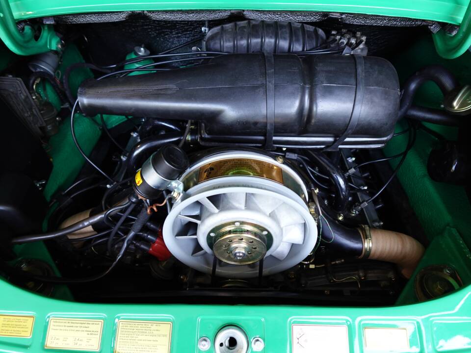 Bild 29/46 von Porsche 911 2.4 T (1973)