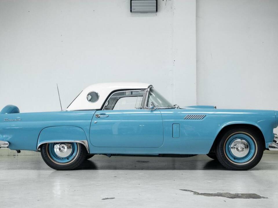 Image 22/41 of Ford Thunderbird (1956)