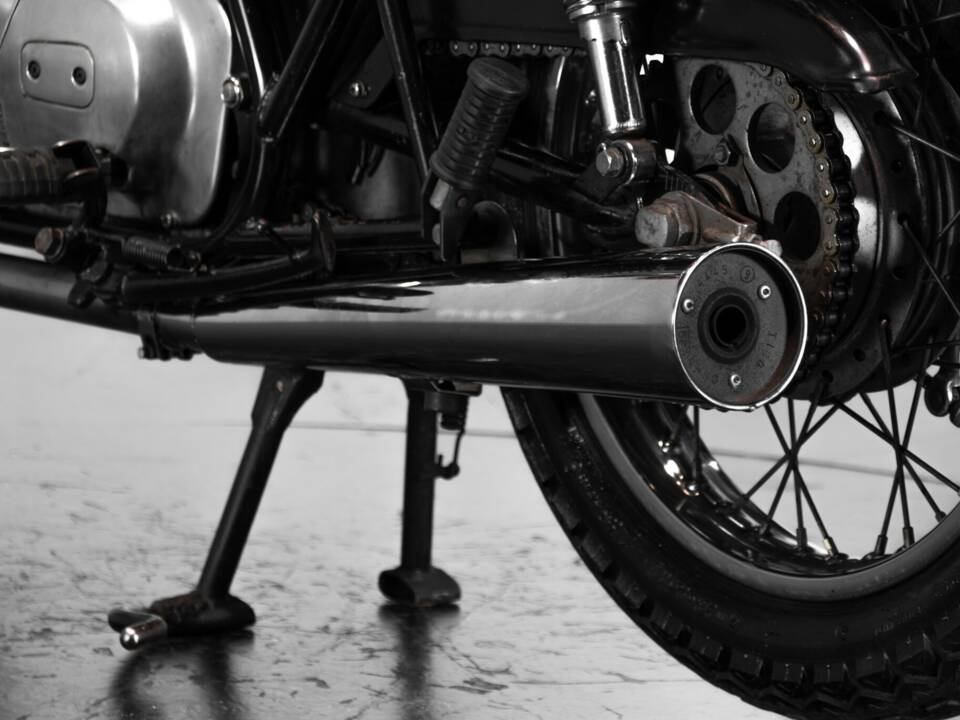 Bild 15/40 von Kawasaki Z 400 (1975)