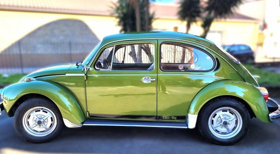 Image 7/8 de Volkswagen Beetle 1303 (1974)