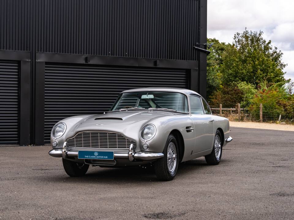 Image 2/42 de Aston Martin DB 5 (1964)