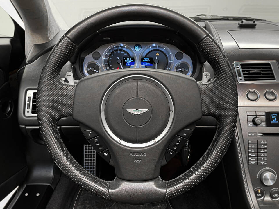Imagen 34/35 de Aston Martin V8 Vantage (2007)