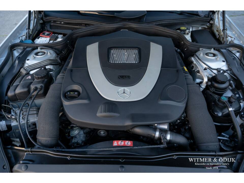 Imagen 35/36 de Mercedes-Benz SL 500 (2011)