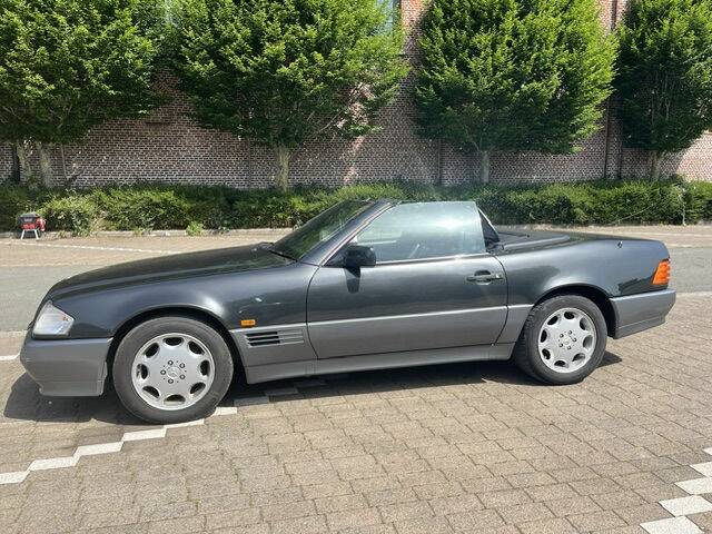 Image 2/6 de Mercedes-Benz SL 280 (1995)