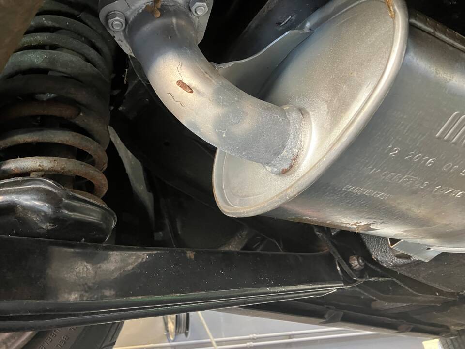 Bild 19/23 von Alfa Romeo 2.0 Spider (1991)