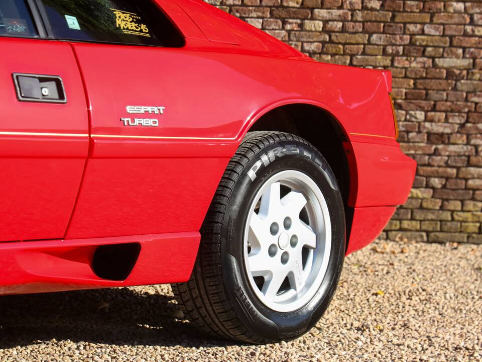 Image 26/50 of Lotus Esprit SE (1992)