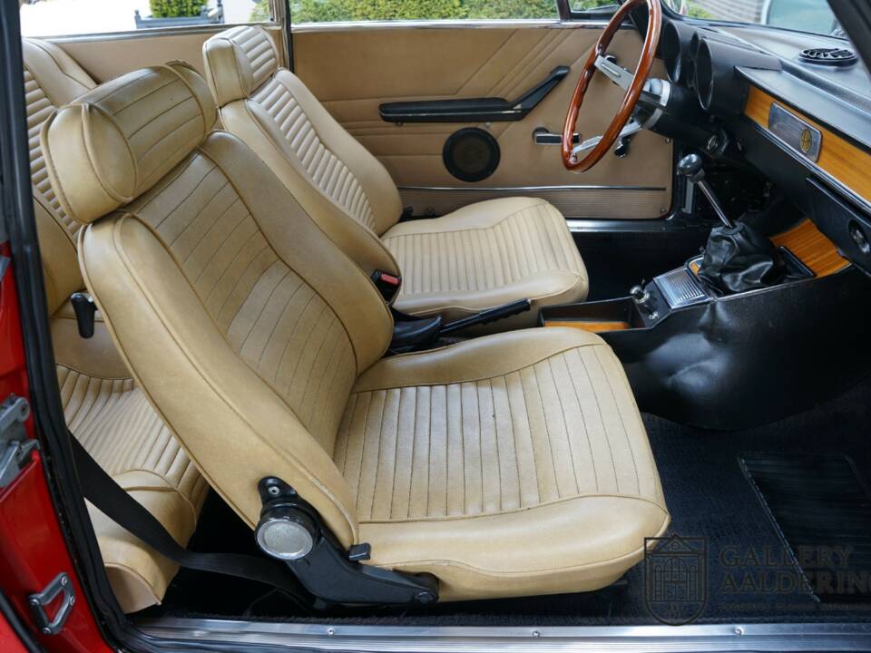 Image 50/50 of Alfa Romeo Giulia GT 1300 Junior (1975)