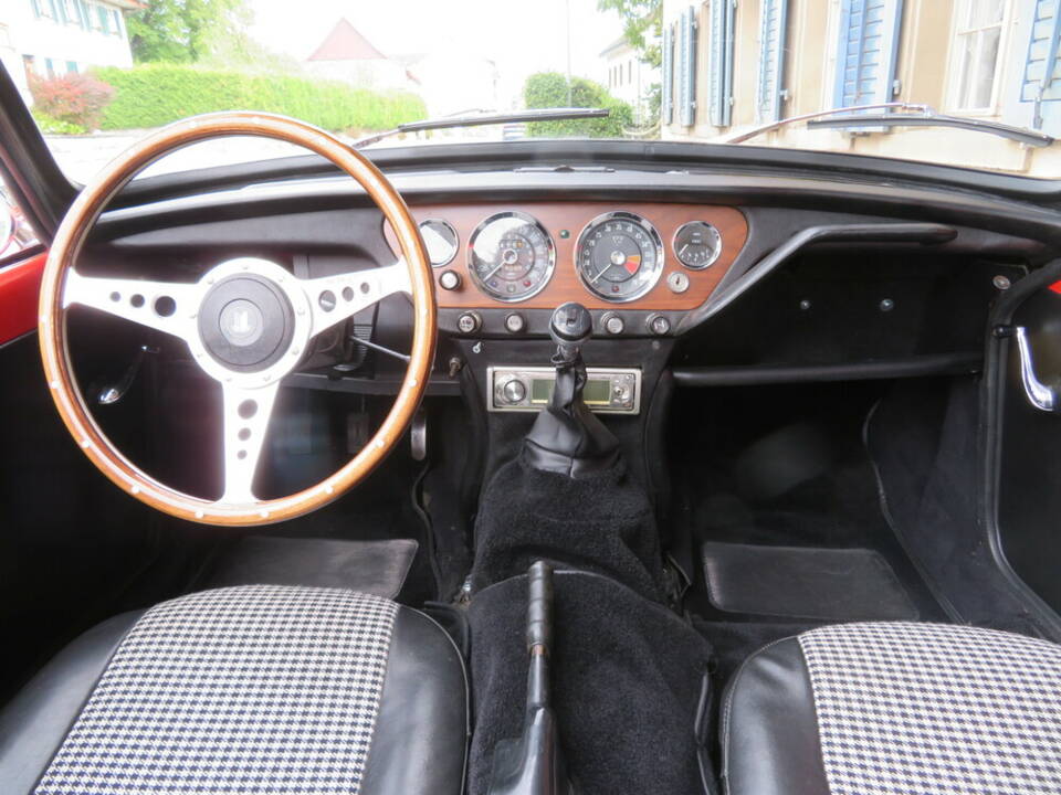 Image 9/18 de Triumph Spitfire Mk III (1969)