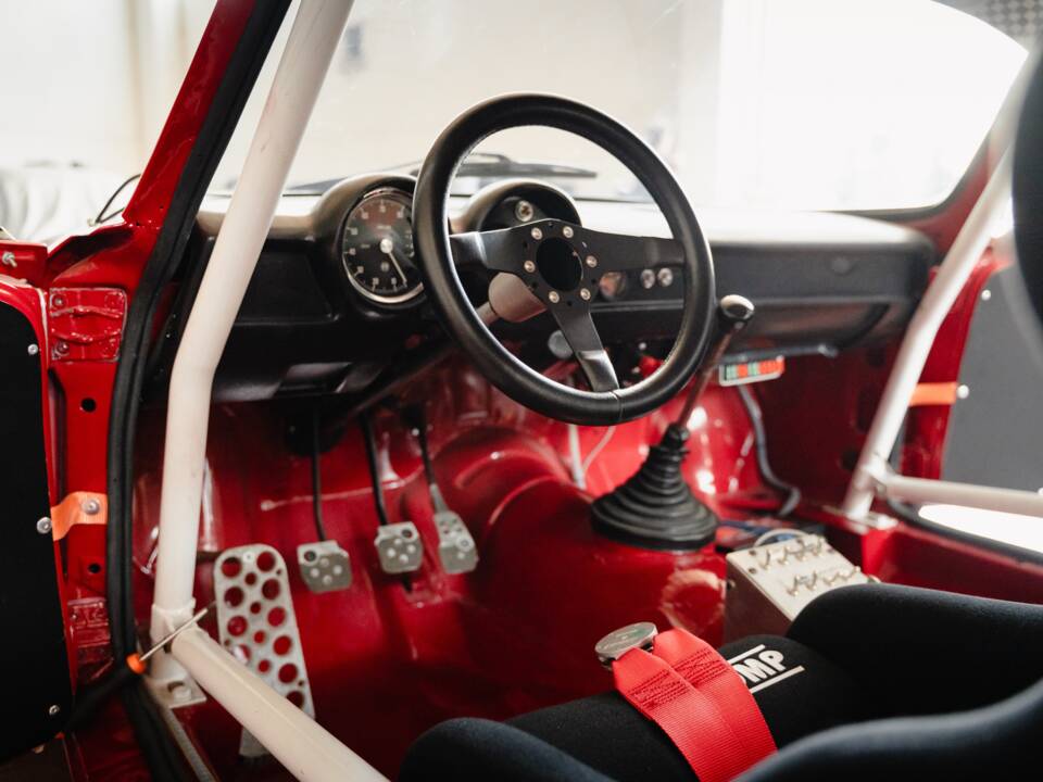 Imagen 49/81 de Alfa Romeo 1750 GT Veloce (1968)