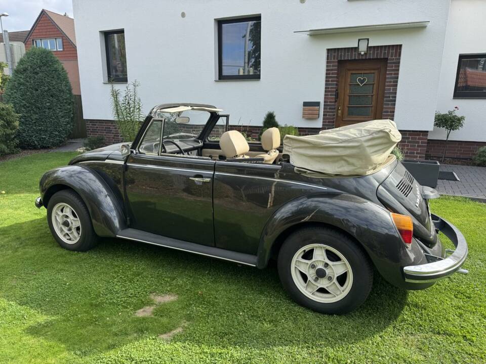 Image 5/8 of Volkswagen Beetle 1303 (1977)