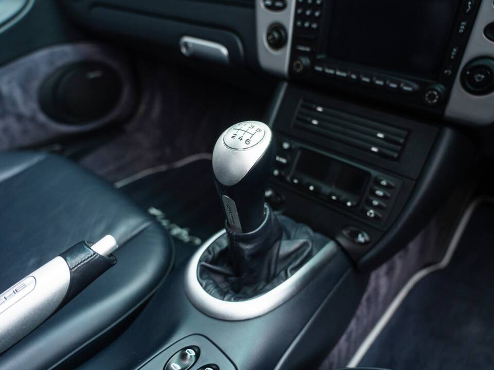 Bild 25/46 von Porsche 911 Turbo (2003)