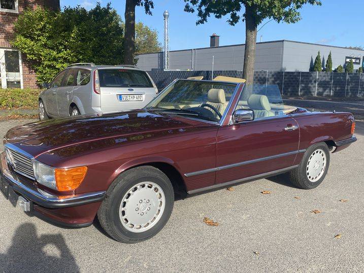 Imagen 1/28 de Mercedes-Benz 560 SL (1987)