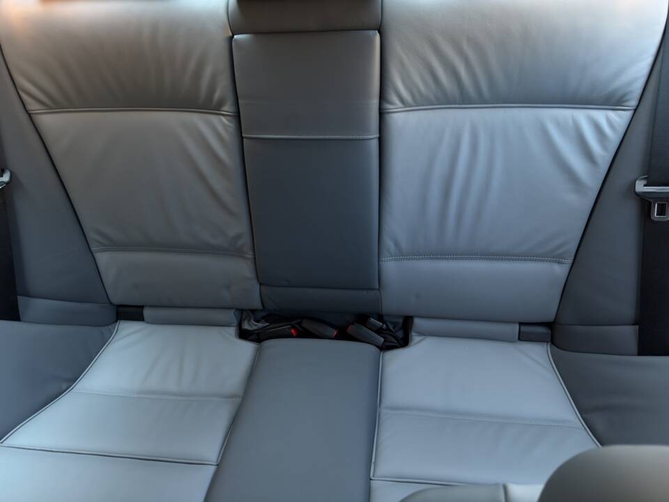 Afbeelding 14/42 van BMW 330Ci (2006)