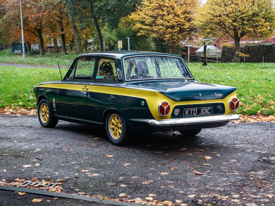 Afbeelding 8/40 van Ford Cortina 1200 (1965)