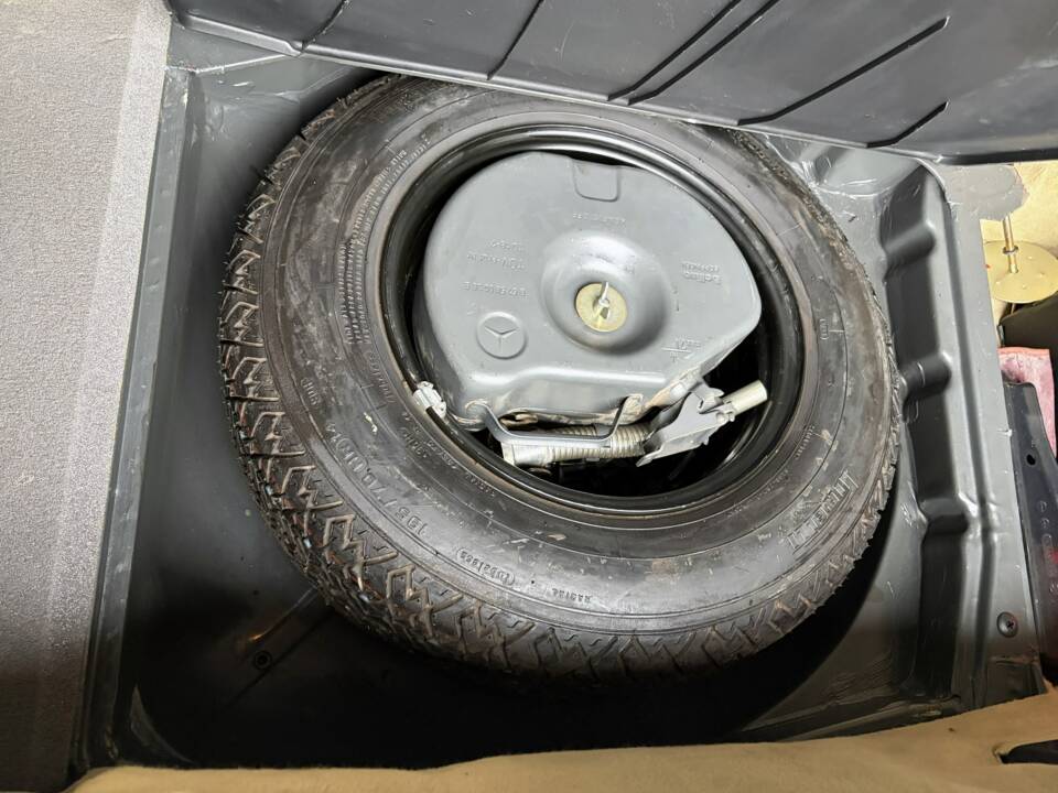 Imagen 29/30 de Mercedes-Benz 280 SL (1985)