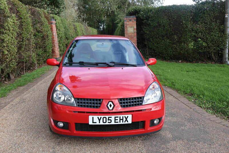 Imagen 5/34 de Renault Clio II RS 182 Cup (2005)