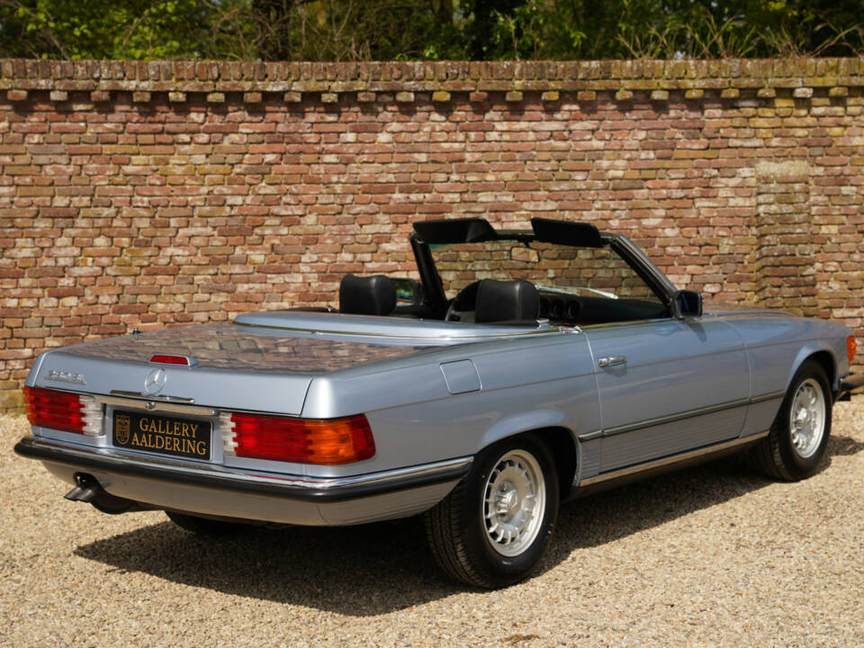 Bild 2/50 von Mercedes-Benz 280 SL (1984)