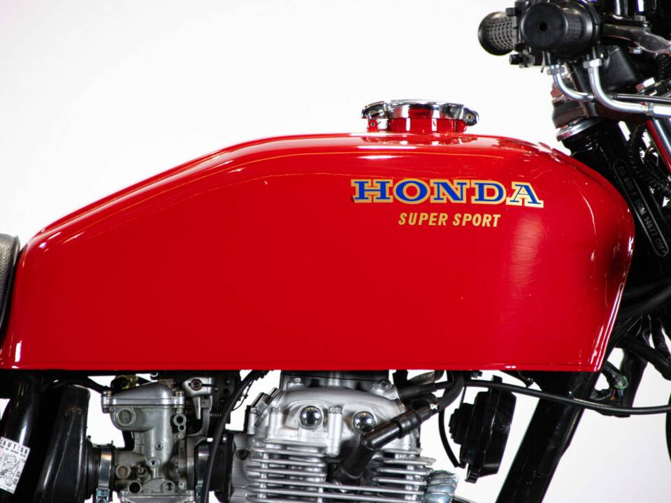 Imagen 36/50 de Honda CB 400 Four (1975)