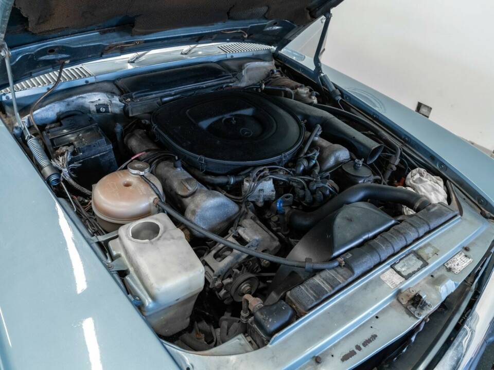 Bild 43/43 von Mercedes-Benz 450 SLC (1972)