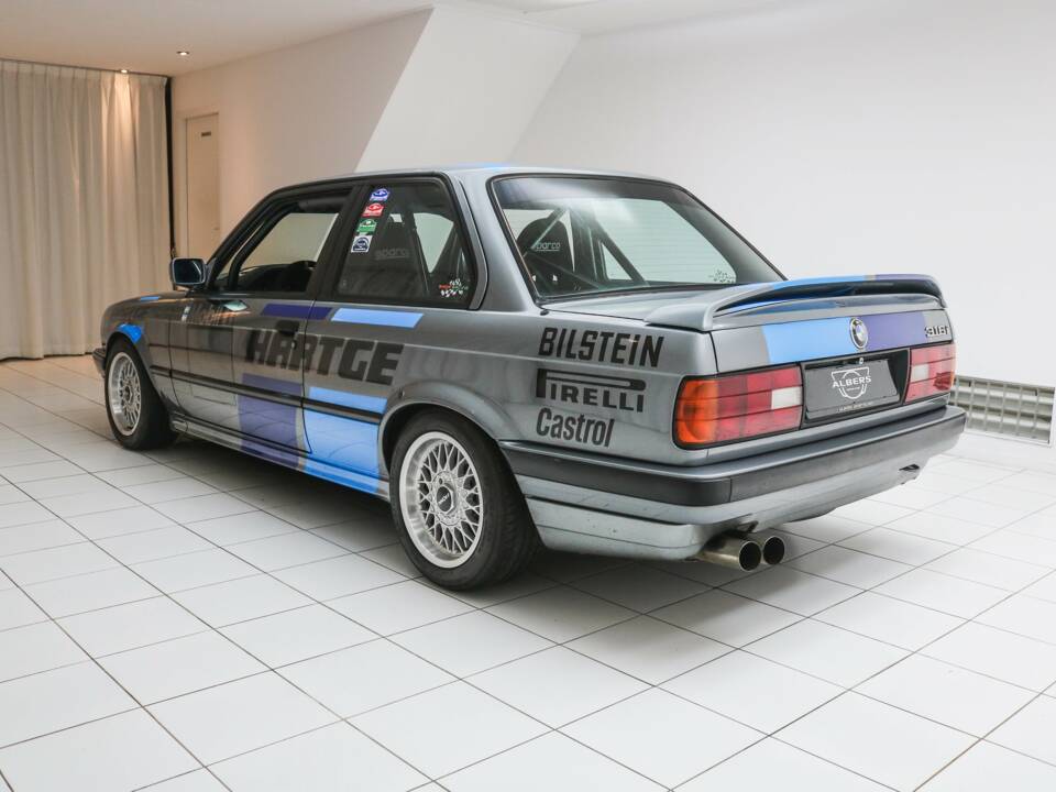 Image 3/14 of BMW 325i (1991)