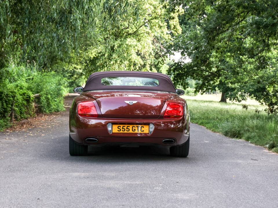 Bild 16/40 von Bentley Continental GTC (2007)