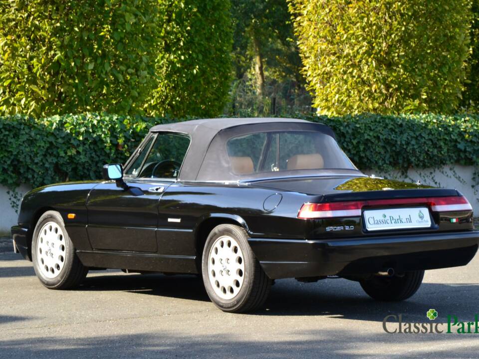 Image 8/50 of Alfa Romeo 2.0 Spider (1990)