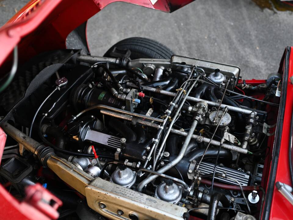 Immagine 38/39 di Jaguar E-Type V12 (2+2) (1973)