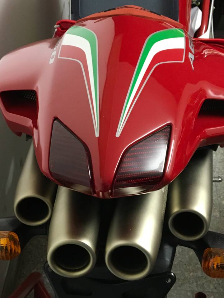 Image 2/8 of MV Agusta DUMMY (2007)