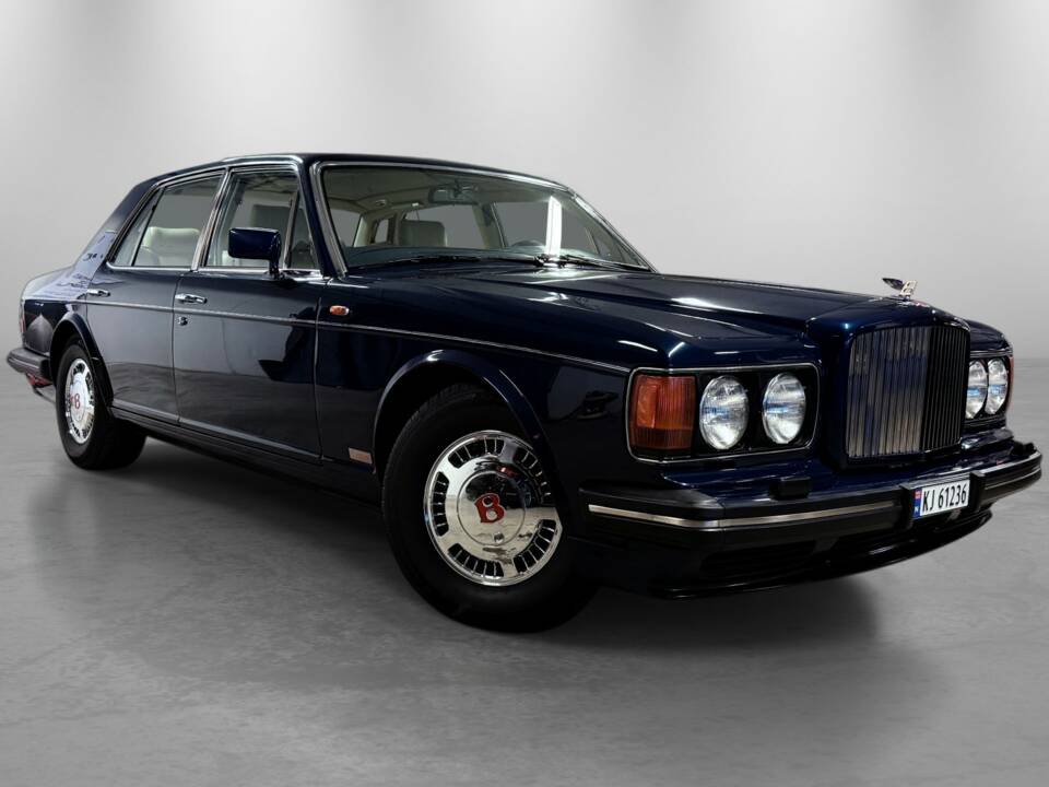 Image 3/24 of Bentley Turbo R (1989)