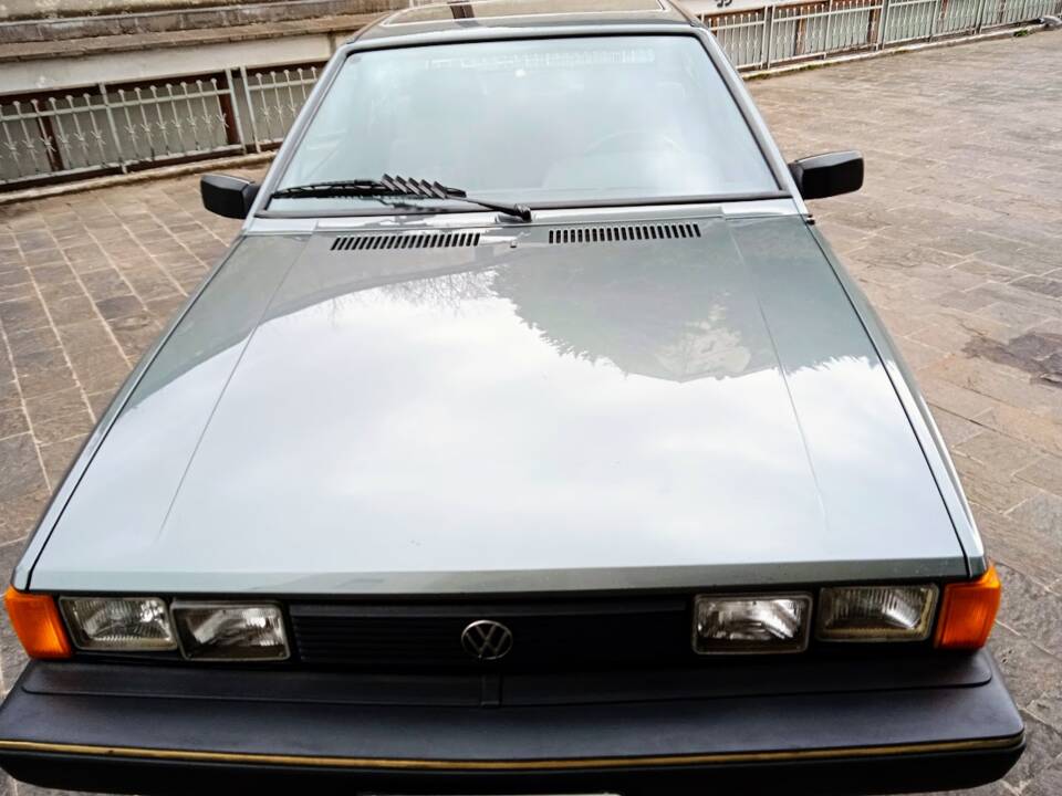 Image 18/67 de Volkswagen Scirocco II GT (1984)