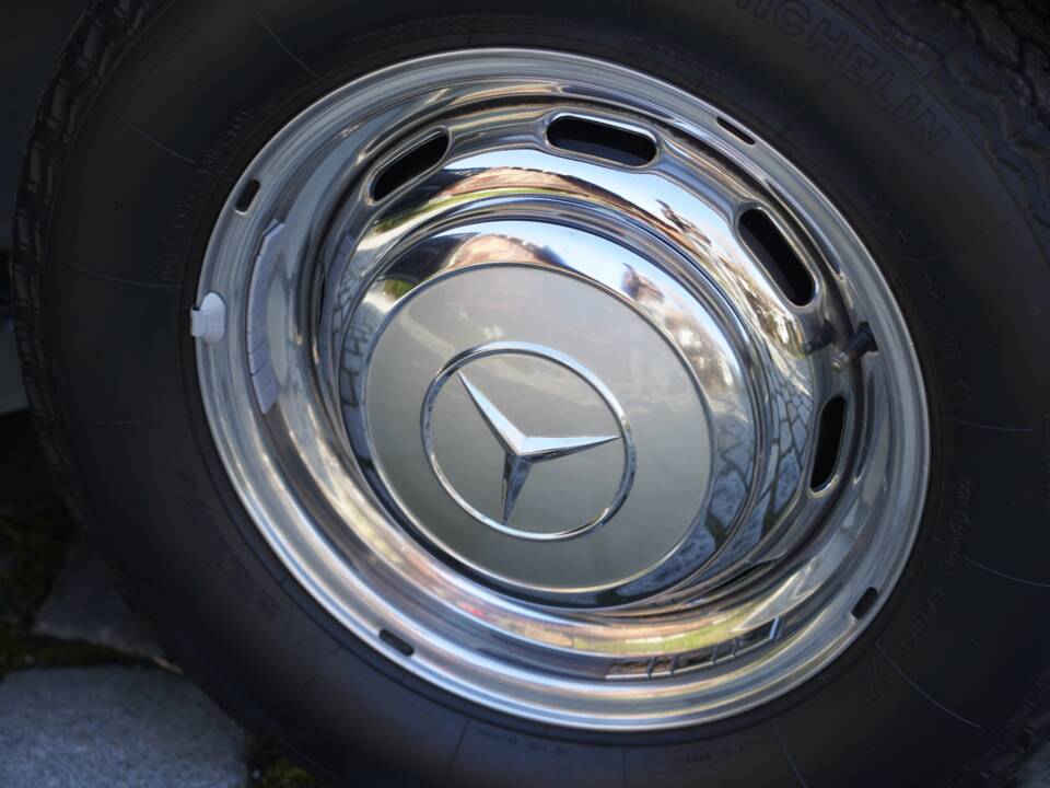 Image 14/14 of Mercedes-Benz 300 SL Roadster (1958)