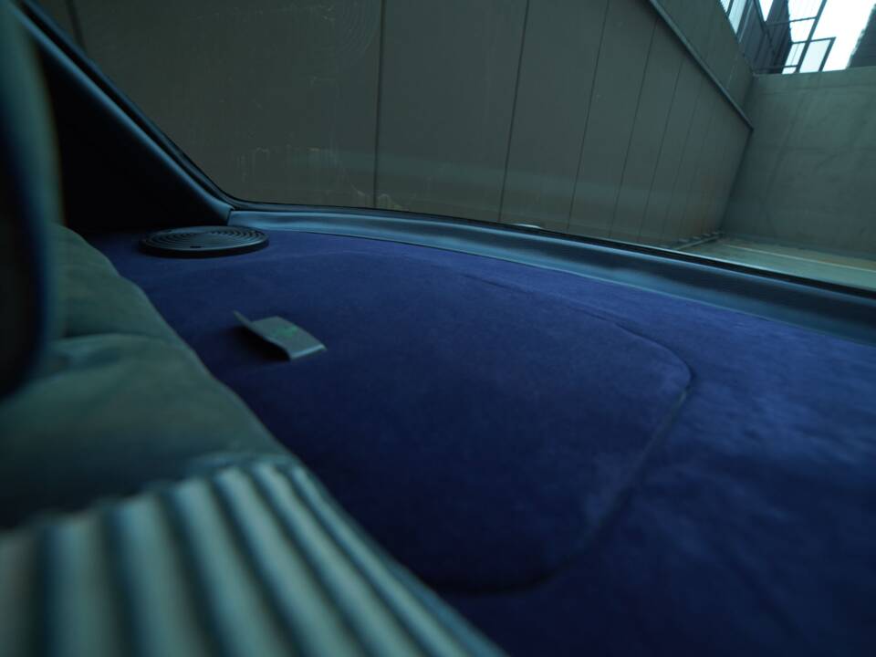 Bild 27/95 von Mercedes-Benz 450 SEL 6,9 (1976)