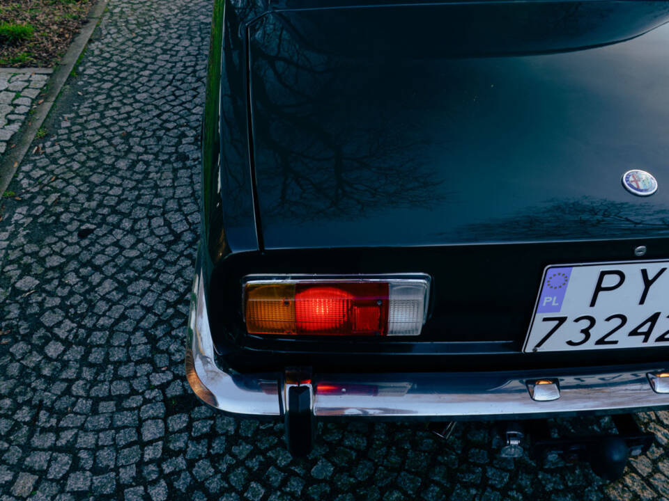 Image 62/78 de Alfa Romeo 1750 Berlina (1970)