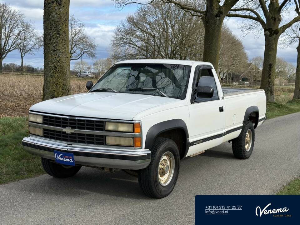 Image 1/22 of Chevrolet C2500 (1992)