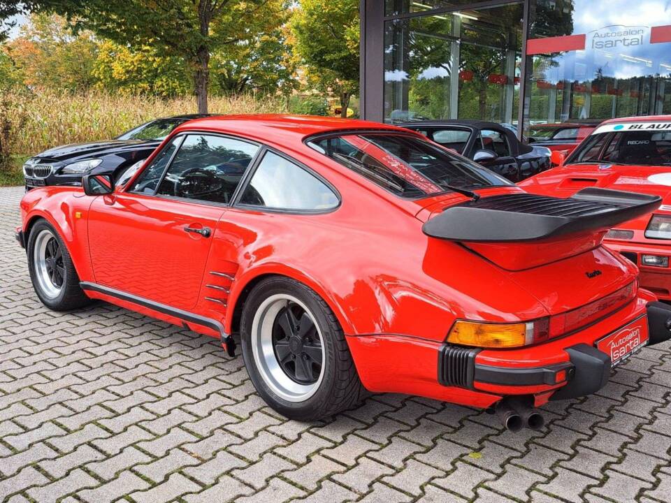 Image 3/28 de Porsche 911 Turbo 3.3 (1989)