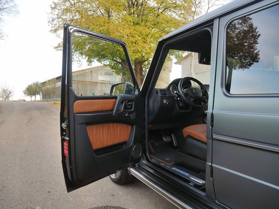 Image 8/38 of Mercedes-Benz G 500 (LWB) (2016)