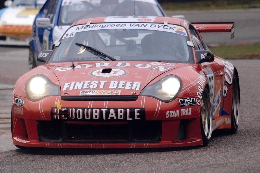 Immagine 26/39 di Porsche 911 GT3 RSR (2006)