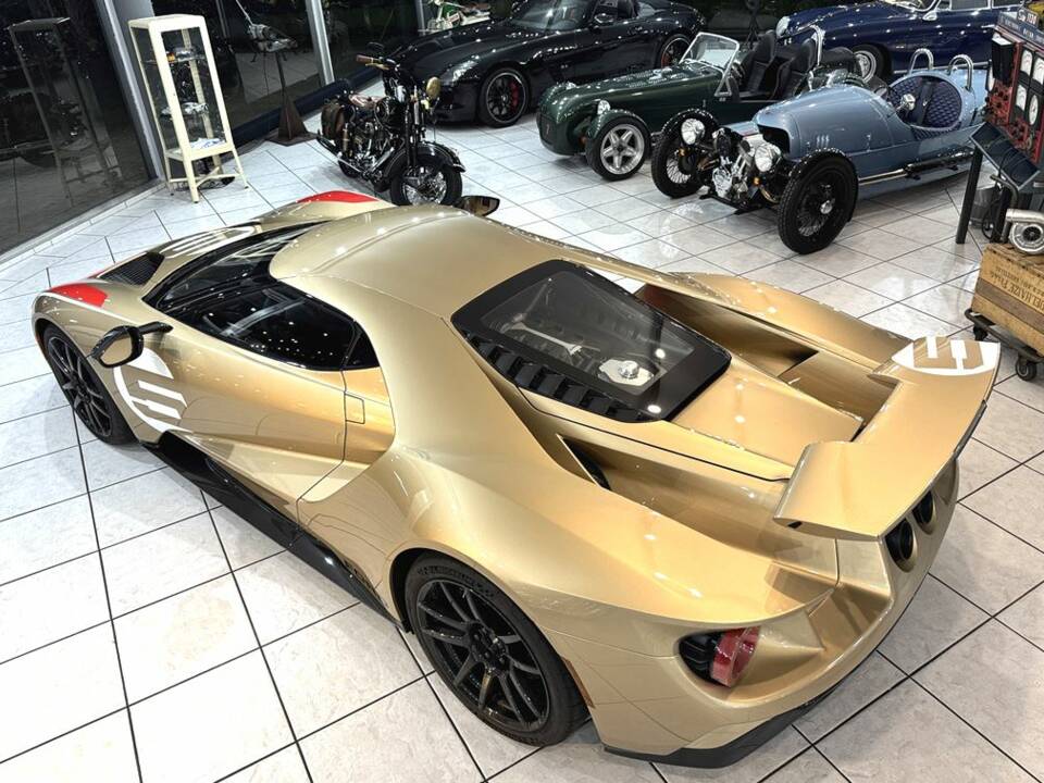 Image 4/6 of Ford GT (2022)