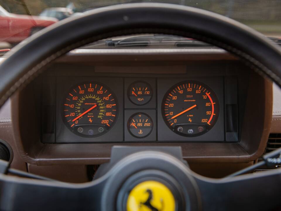 Image 16/20 de Ferrari Testarossa (1986)