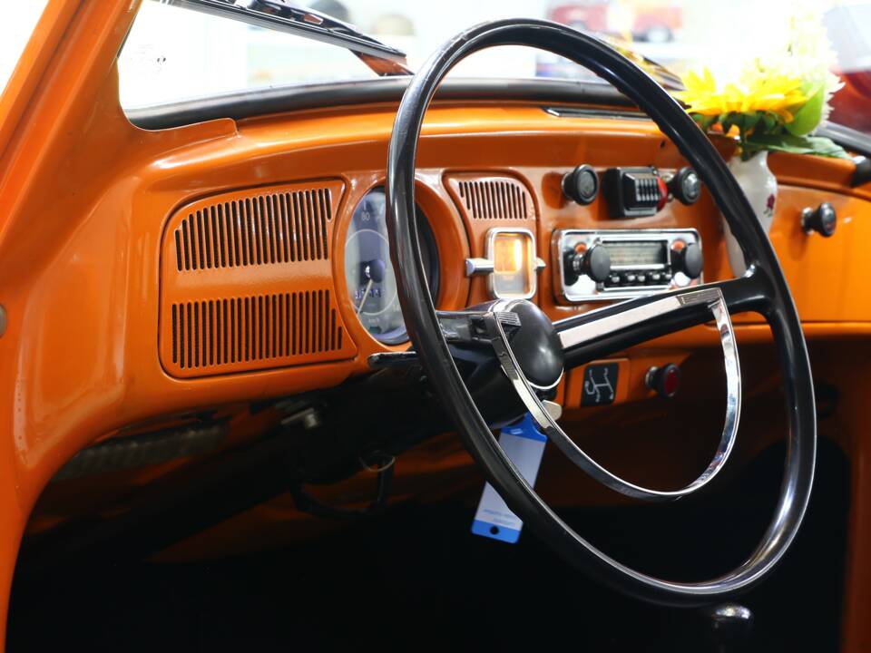 Bild 13/31 von Volkswagen Käfer 1200 (1972)