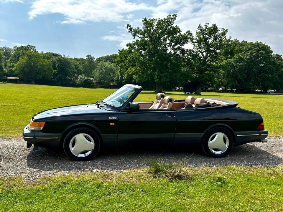 Imagen 8/37 de Saab 900 Turbo 16V (1989)