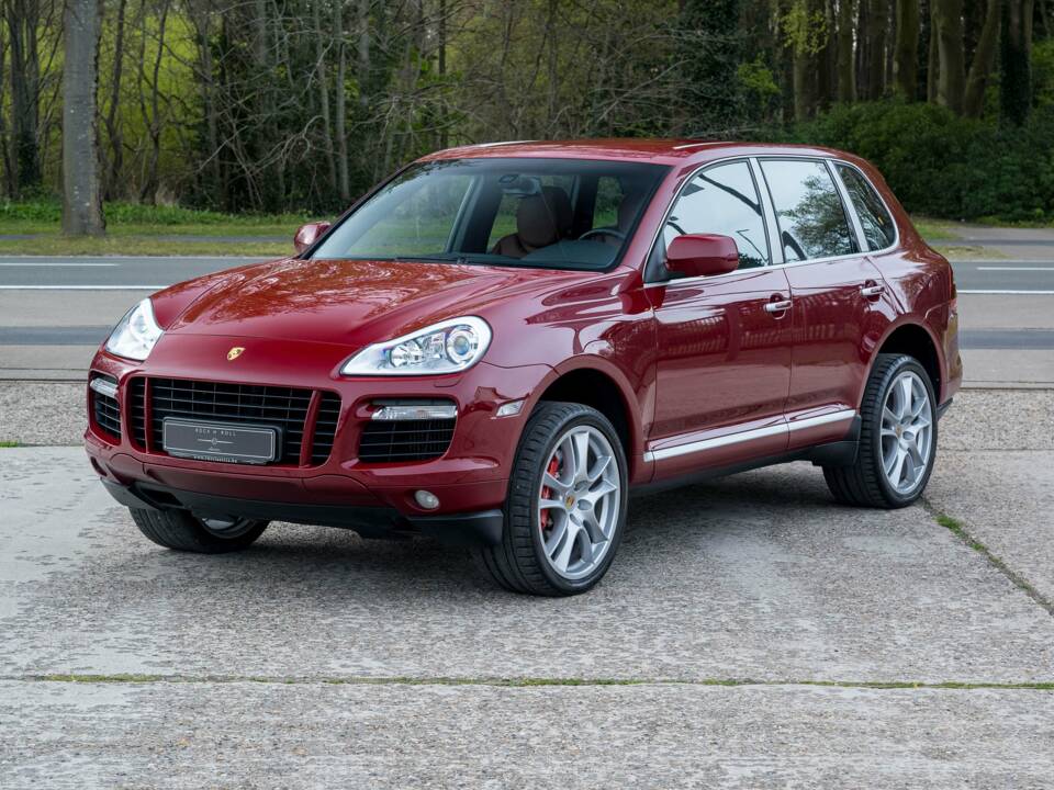 Image 14/45 of Porsche Cayenne Turbo (2009)