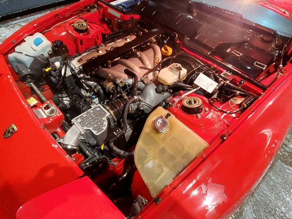 Image 18/18 de Porsche 944 S2 (1990)