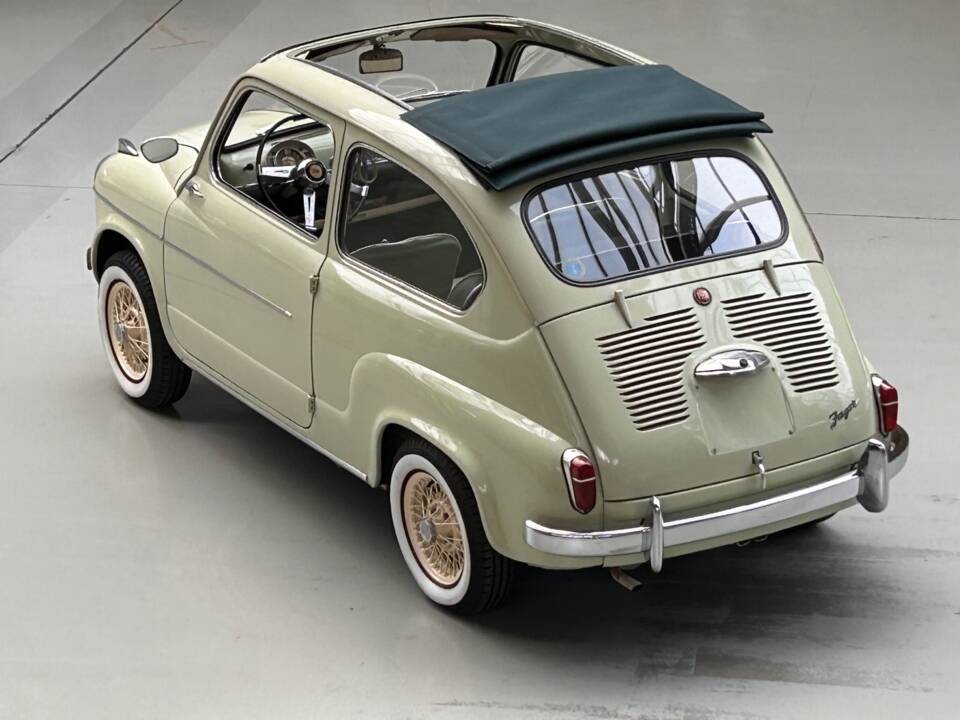 Immagine 14/36 di NSU-Fiat Jagst 600 (1959)