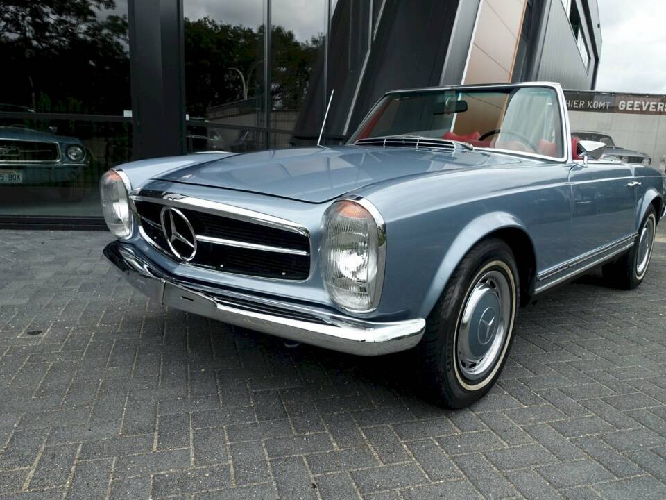 Image 1/36 of Mercedes-Benz 280 SL (1968)