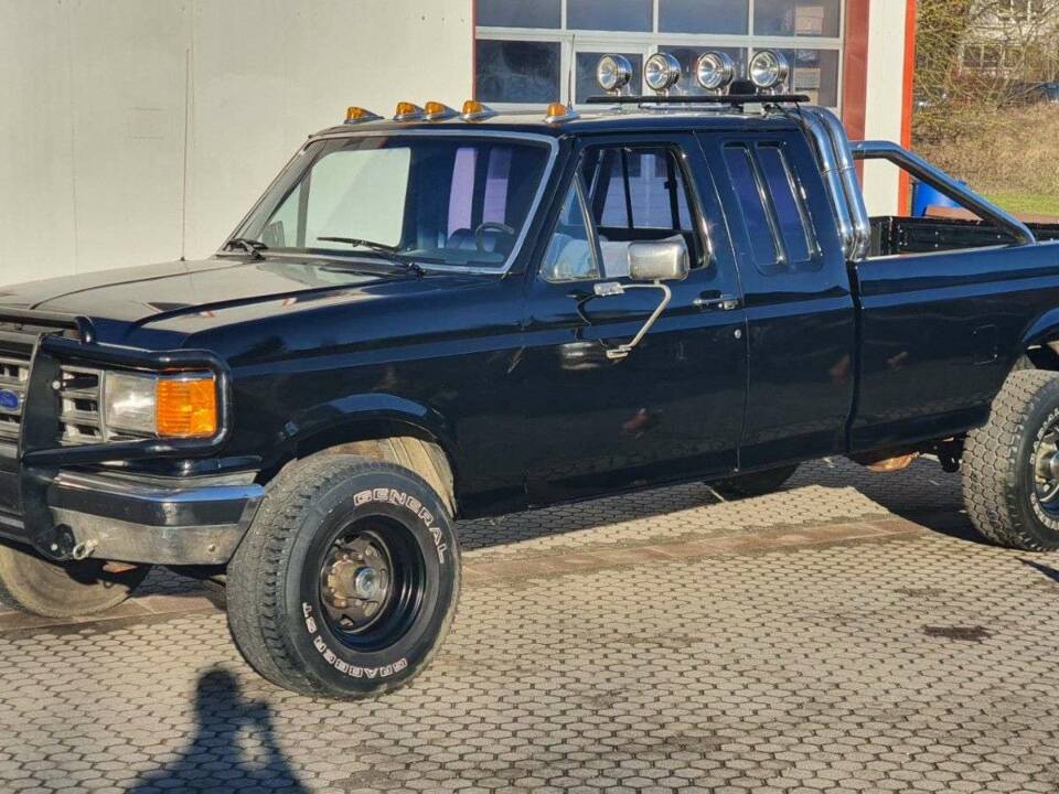 Image 1/20 of Ford F-250 (1987)