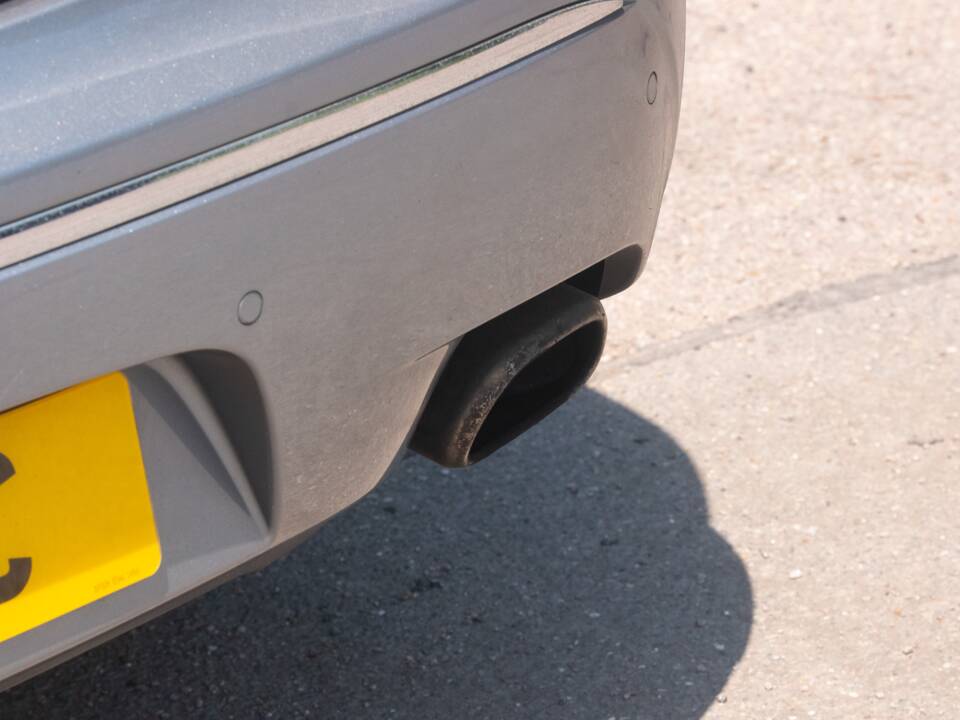 Image 27/50 of Jaguar XJ 5.0 (2011)