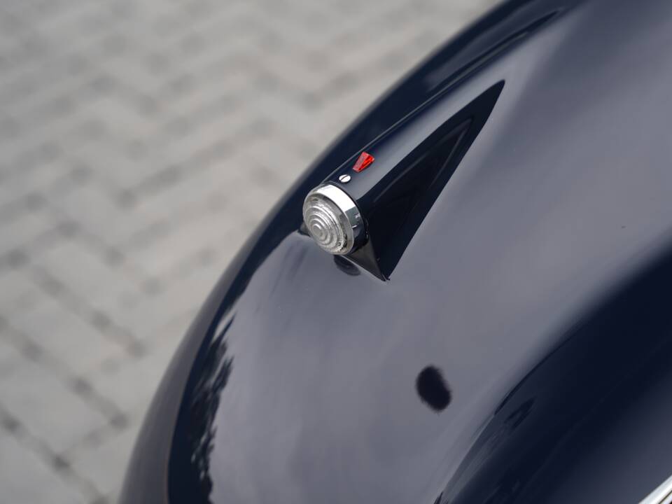 Bild 36/50 von Jaguar XK 120 SE OTS (1954)