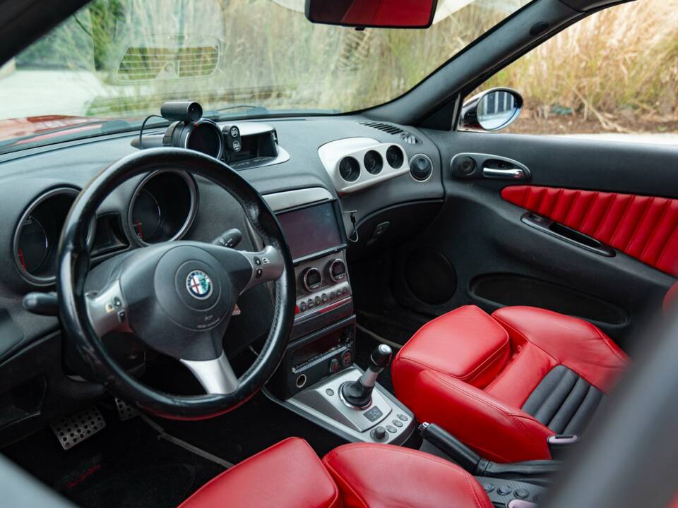 Image 26/50 of Alfa Romeo 156 3.2 V6 GTA Sportwagon (2003)