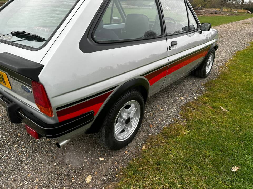 Bild 23/70 von Ford Fiesta 1.3 Supersport (1980)